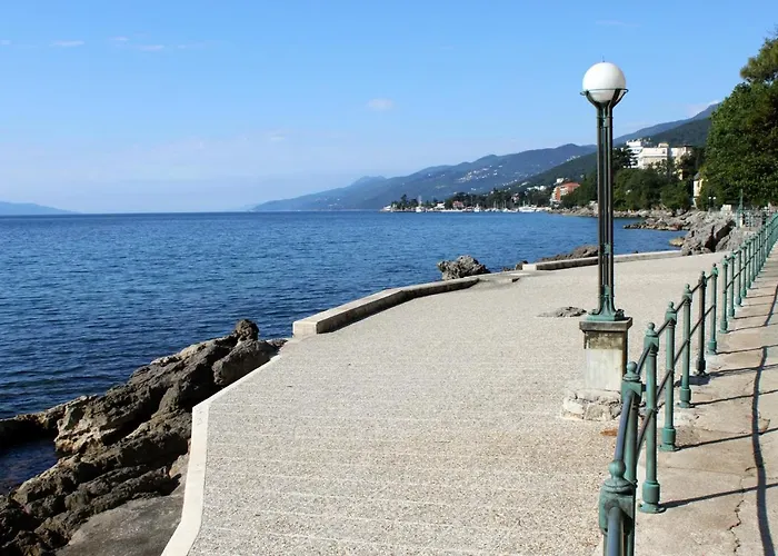 With Parking Space - Volosko, - 7897 Appartement Opatija